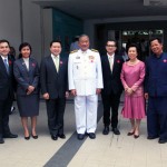 ม.ร.ว.สุขุมพันธุ์ บริพัตร ผู้ว่าราชการกรุงเทพมหานคร และ  คณะผู้จัดงาน